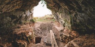 Photo Kelcolman Cave under excavation