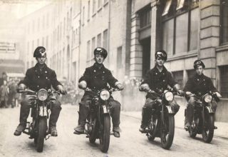 Department of Posts & Telegraphs. Telegram messenger boys on their new motor cycles. Image [Type]. Digital Repository of Ireland (2024) [Publisher]. An Post Museum and Archive [Depositor]. https://doi.org/10.7486/DRI.w376h329t (Accessed: 2024/10/31)